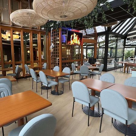 Отель Ibis Styles Paris Hippodrome De Vincennes Жуанвиль Экстерьер фото