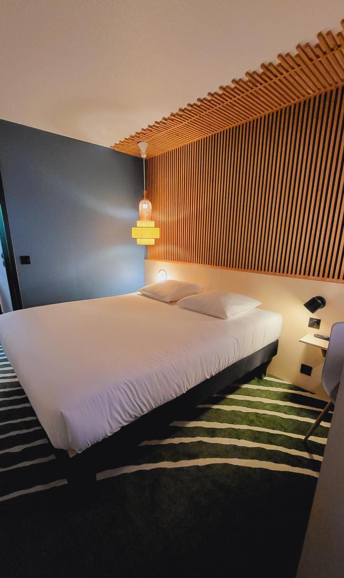 Отель Ibis Styles Paris Hippodrome De Vincennes Жуанвиль Экстерьер фото