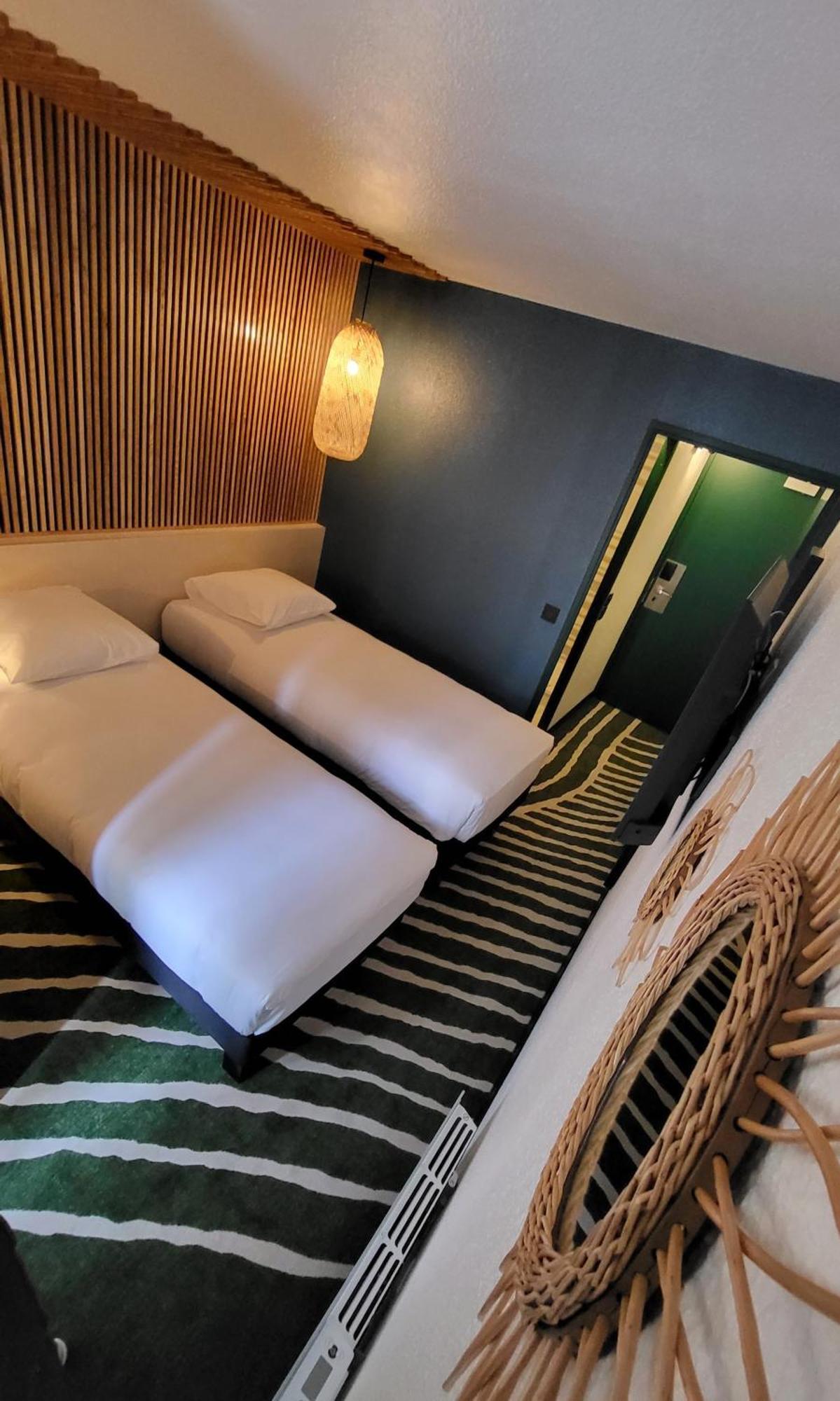 Отель Ibis Styles Paris Hippodrome De Vincennes Жуанвиль Экстерьер фото