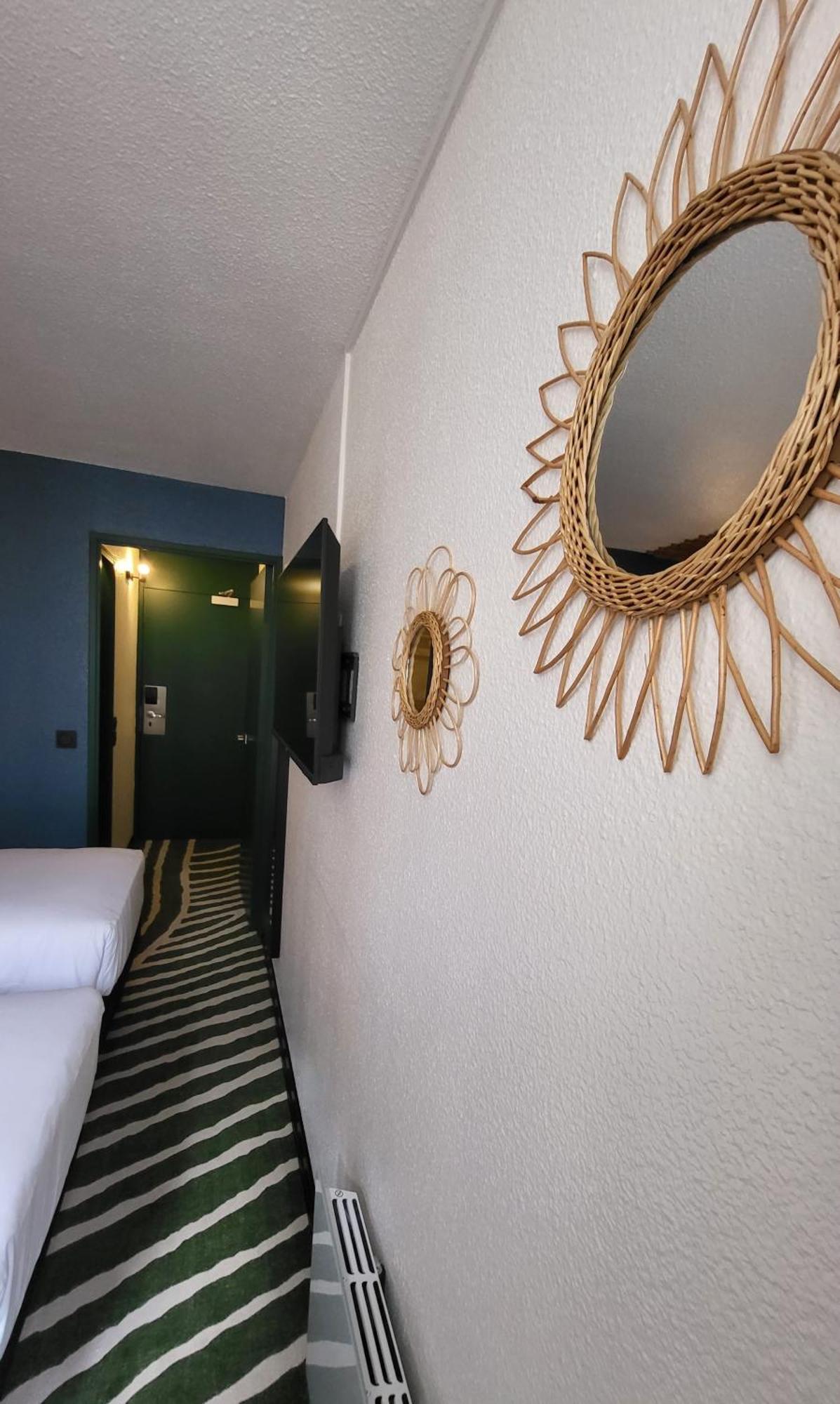 Отель Ibis Styles Paris Hippodrome De Vincennes Жуанвиль Экстерьер фото