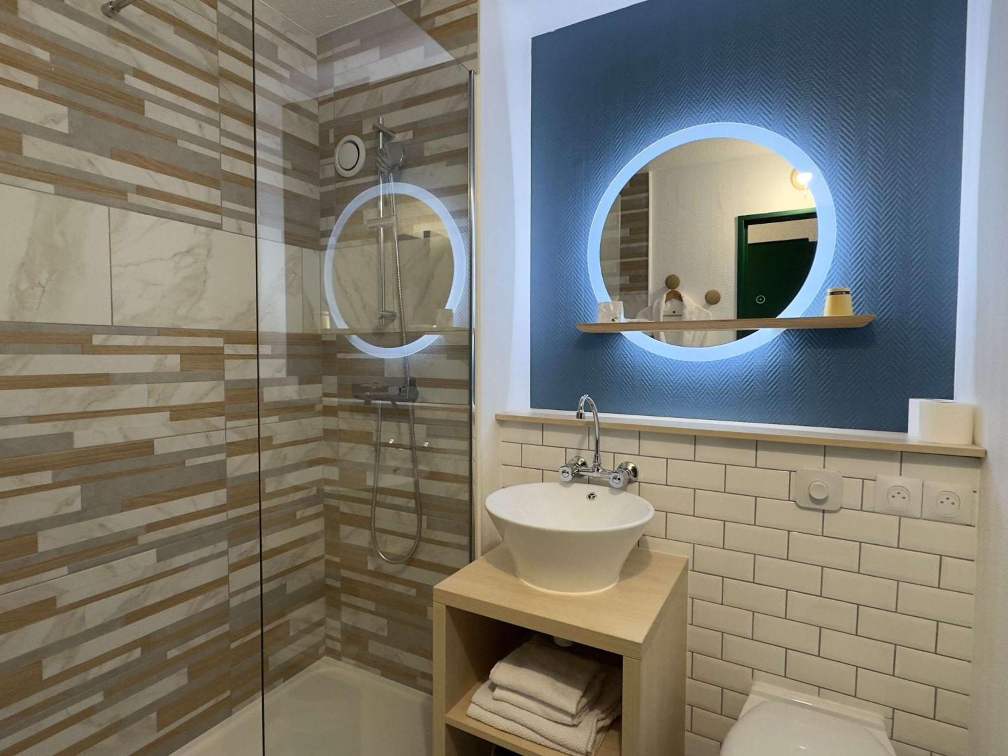 Отель Ibis Styles Paris Hippodrome De Vincennes Жуанвиль Экстерьер фото