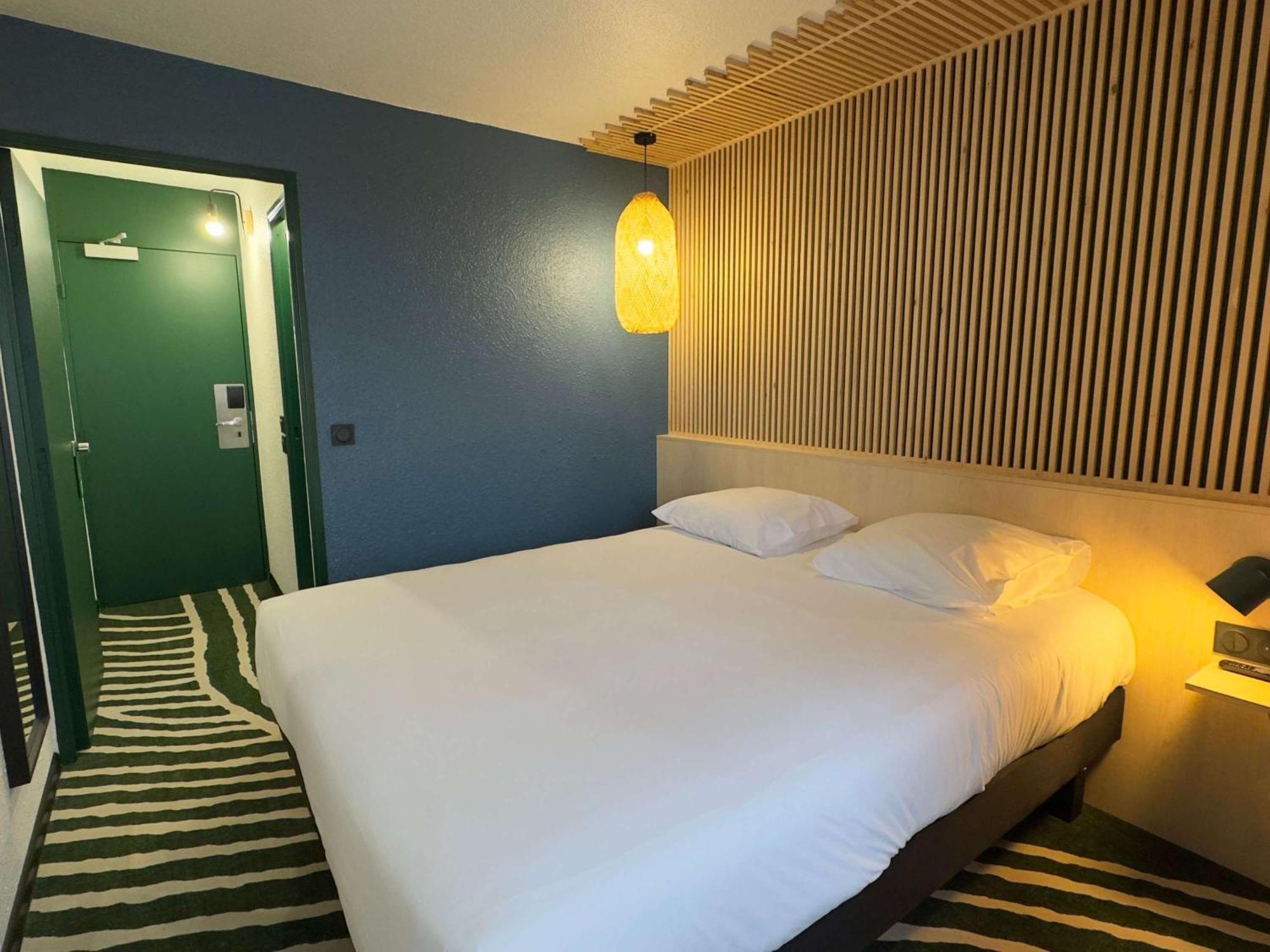 Отель Ibis Styles Paris Hippodrome De Vincennes Жуанвиль Экстерьер фото