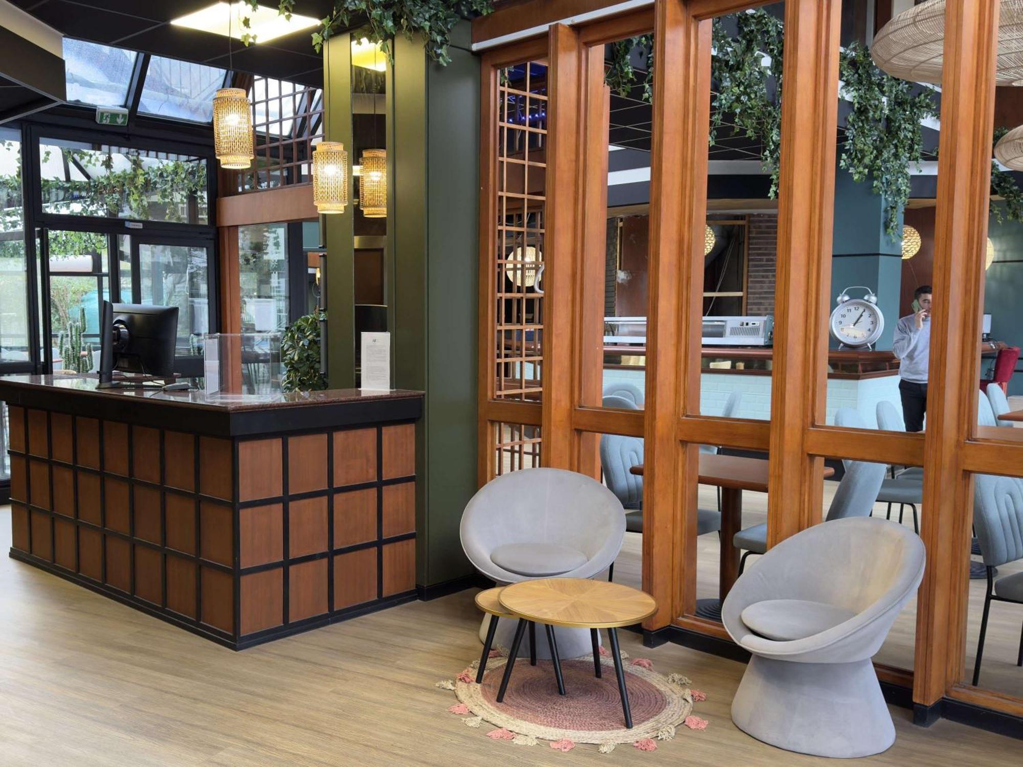 Отель Ibis Styles Paris Hippodrome De Vincennes Жуанвиль Экстерьер фото