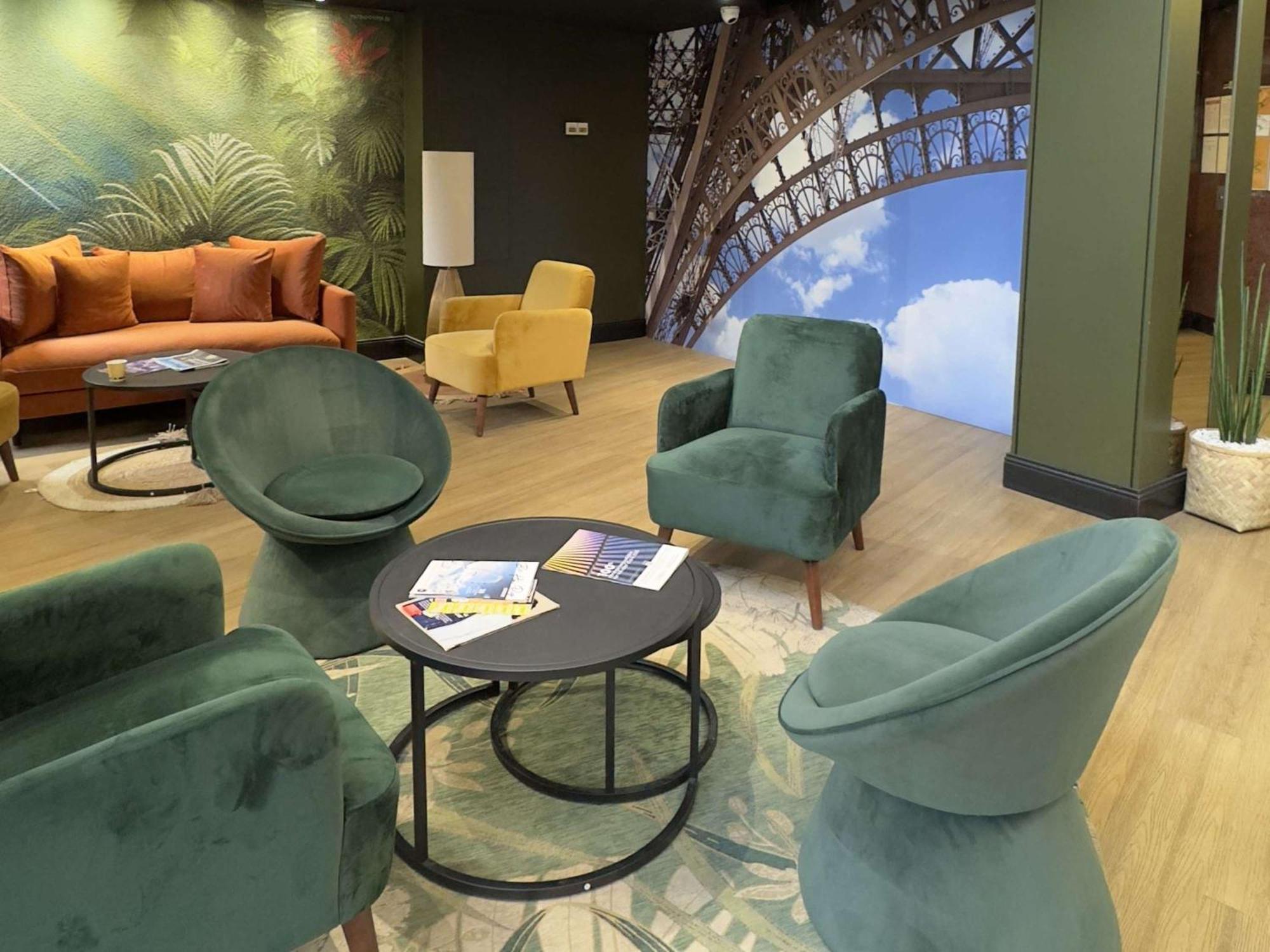 Отель Ibis Styles Paris Hippodrome De Vincennes Жуанвиль Экстерьер фото